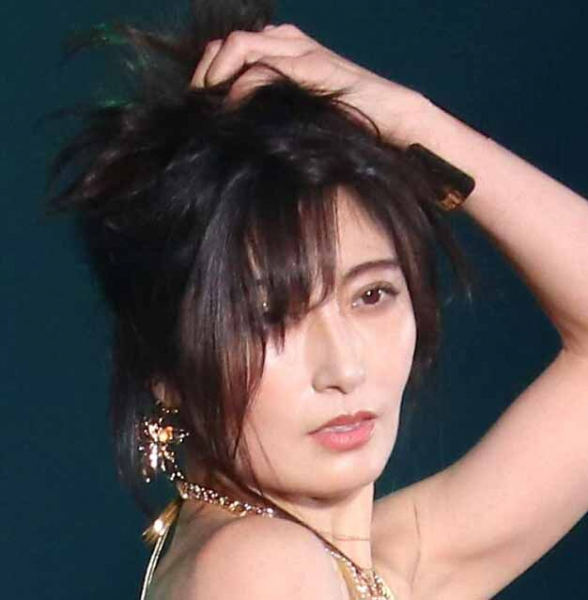 熊田曜子「男子禁制」下着の付け方を伝授し「レジェンド」「たまらん」「世界一美しい」(スポーツ報知)