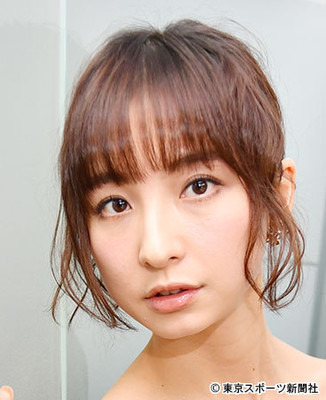 篠田麻里子が３歳年下の一般男性と結婚　初めて２人で食事した際にプロポーズ受ける（東スポWeb）