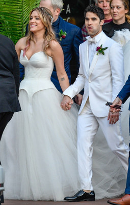 ドラマ「glee/グリー」でブレイクしたダレン・クリス、長年の恋人と結婚！（ELLEgirl）