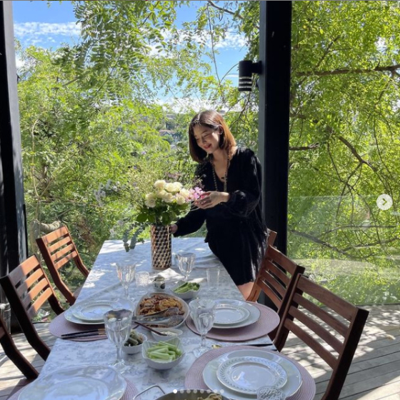 双子を妊娠中のソン・ユリ、妖精のような美しさはそのまま…「すべてが完璧」(朝鮮日報日本語版)