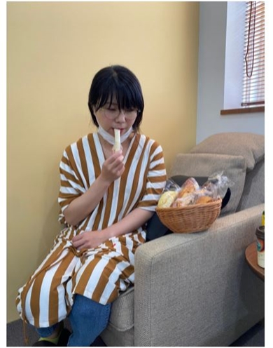 山崎ケイ、4.2キロのダイエットで顔すっきり　「プロフィール詐欺じゃなくなった！」(ねとらぼ)