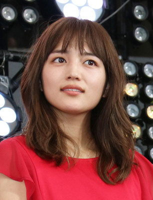 川口春奈、ダイエット中の佐藤仁美にアメリカンドッグの波状攻撃「悪いヤツやなー！」（スポニチアネックス）