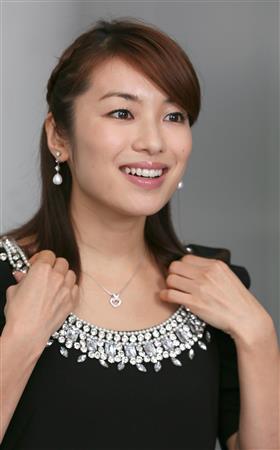 吉田栄作＆内山理名、椎名桔平＆原田知世も近く…“熟年カップル婚”続くか(夕刊フジ)