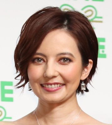 ベッキー、ラジオ生出演で報告「先日、結婚いたしました」（スポニチアネックス）