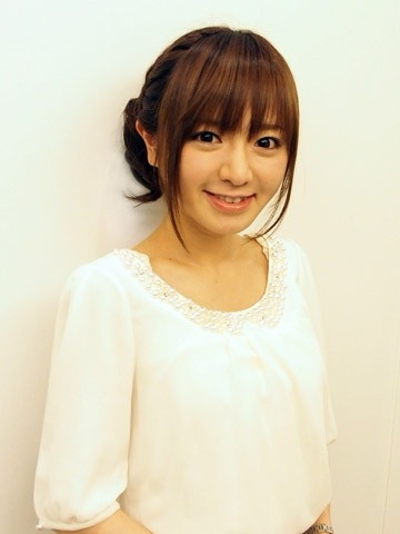 紺野あさ美さん、次男抱っこの2ショット「可愛いいいいいいい」「愛に溢れてて素敵」(オリコン)