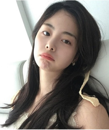 「ワクチン接種後、生理が来ない…このまま閉経？」ファイザー副作用を吐露した30代女優ハン・ジウ(WoW!Korea)