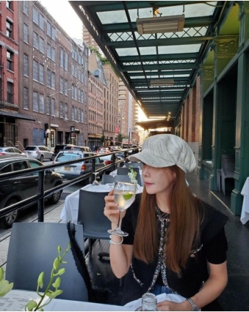 女優キム・ジョンウン、米国で夫とデートする日常を公開(WoW!Korea)