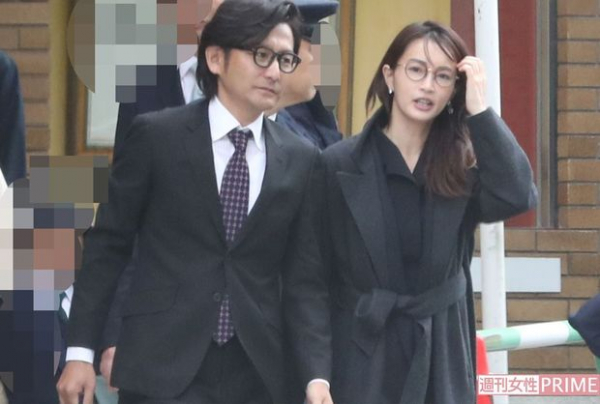 長谷川京子と別居の夫・新藤晴一「自室にこもりきり」な現在の暮らしぶり(週刊女性PRIME)