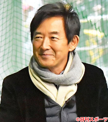 石田純一は神！取材は堅め政治話中心も最後は恋愛話（日刊スポーツ）