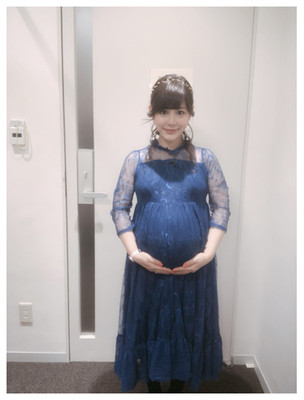 「まるまるとしてしまいました」　美馬怜子、約14キロ増量＆臨月の大きなおなかにスタッフや共演者も驚き（ねとらぼ）