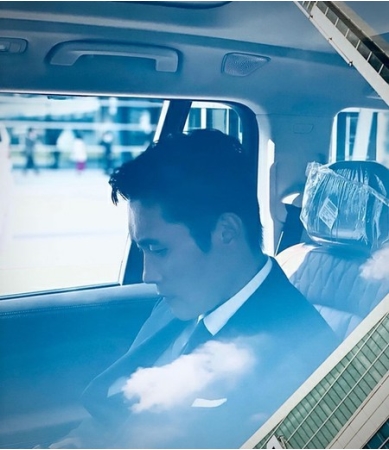 俳優イ・ビョンホン、妻イ・ミンジョンも驚きのトップ俳優のオーラ(WoW!Korea)