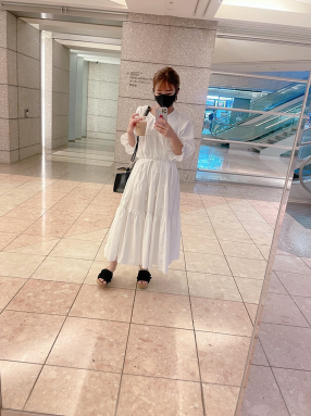 辻希美、長女との“お揃い”Tシャツコーデ2ショット公開「希空がブルーで私が白」「可愛い」(E-TALENTBANK)