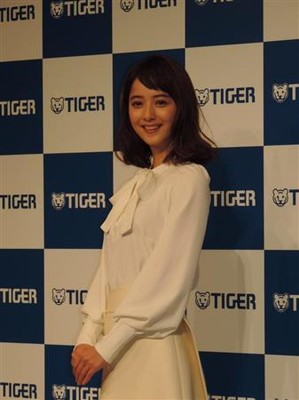 佐々木希、アンジャ渡部によく作るメニューは「アクアパッツァにラタトゥイユ」（サンケイスポーツ）