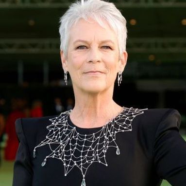 目が腫れぼったいと言われ…「整形」を後悔する女優が伝えたいこと(コスモポリタン)