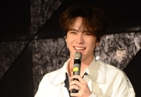 【イベントレポ】「JBJ」出身キム・ドンハン、日本ファンミで“彼氏演技“披露してファンを虜に（WoW!Korea）