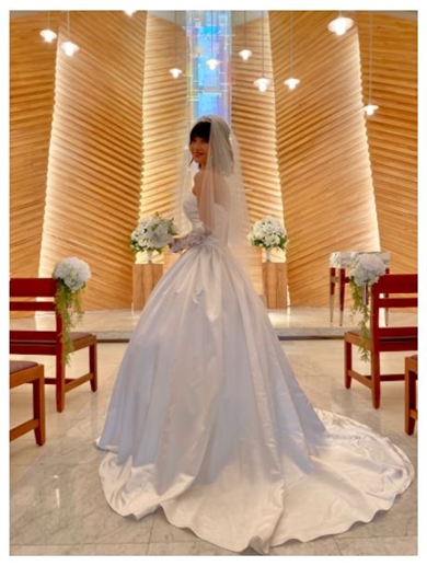大浦龍宇一、22歳年下妻・ゆりえのウエディングドレスに感動　結婚から2年半越しの晴れ姿に「思わず泣いてしまいそうでした」(ねとらぼ)