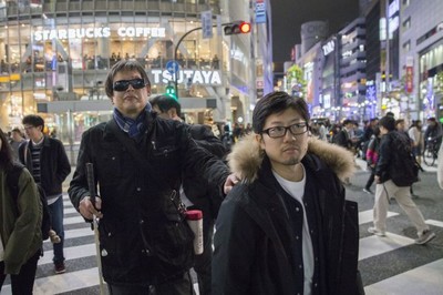 「障害者ががんばりました」打ち破る問題作　全盲の監督がSF映画！？　違いがわからない「録り直し」も（withnews）