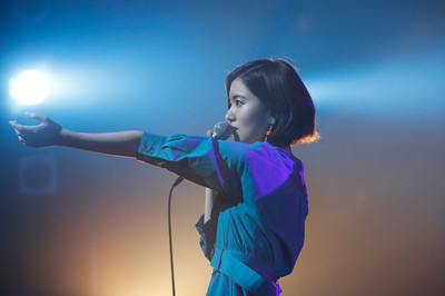 杏沙子、何にも縛られずに歌う「フェルマータ」ライブで過去の自分に感謝（音楽ナタリー）