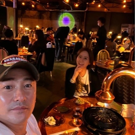 ミスコリア出身イ・ヘウォン、アン・ジョンファンへの書き込みに”クール”な対応…さらに深まる愛情をアピール！(WoW!Korea)