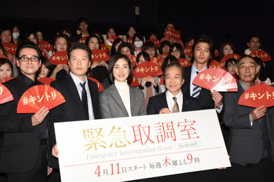 「緊急取調室」天海祐希、撮影現場でもキントリメンバーを一喝「やるよ！」（映画ナタリー）