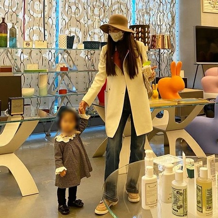 女優ソ・ヒョリム、「娘と私の500日デート…ありがとう私の娘」(WoW!Korea)