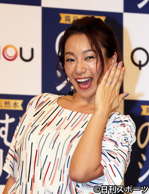 三船美佳のプロ根性、再婚興味の取材陣にも商品ＰＲ（日刊スポーツ）