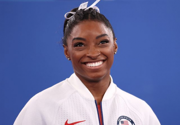 シモーネ・バイルズ選手、「今も体操をするのが怖い」(ELLE DIGITAL)