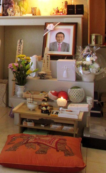 早貴被告は喪主の挨拶の「ひな型」をそのまま読み上げた【紀州のドン・ファンと元妻 最期の5カ月の真実】(日刊ゲンダイDIGITAL)