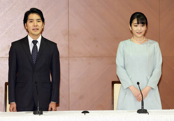 小室圭さん、眞子さんは多くの謎を残したまま渡米へ「段取り通り」記者会見への評価(日刊ゲンダイDIGITAL)