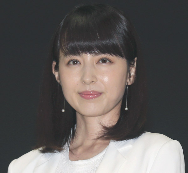 平井理央の薬指から消えていた結婚指輪 夫が勤務するフジ局内では“不貞裁判”の箝口令(日刊ゲンダイDIGITAL)
