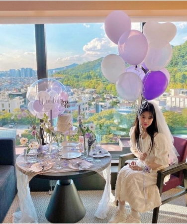 「PEPPERTONES」イ・ジャンウォンとの結婚控えた女優ペ・ダヘ、「ブライダルシャワー」で見せたプレ花嫁の姿(WoW!Korea)