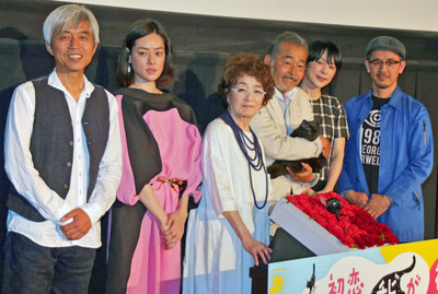 倍賞千恵子＆藤竜也、故・星由里子さんを偲ぶ（シネマトゥデイ）