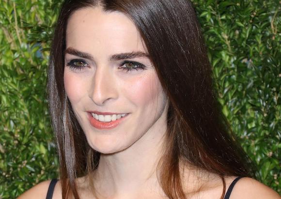 「氷の女王」がおばあちゃんに！ アナ・ウィンターの娘ビー・シェイファー、第1子誕生を報告(フィガロジャポン)