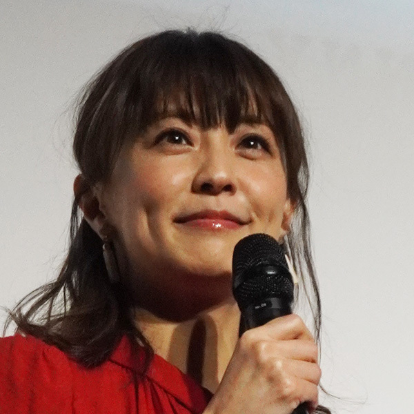 小林麻耶、髪バッサリでショートボブ変身　「おかえり！以前の麻耶ちゃん」と歓喜の声(ENCOUNT)