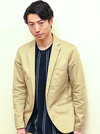 矢崎広、村上春樹訳の作品「想像力を掻き立てる朗読公演を」（チケットぴあ）