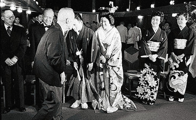 （語る　人生の贈りもの）水谷八重子：８　幸せだったのは結婚するまで（朝日新聞デジタル）