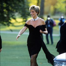 『ザ・クラウン』で撮影されたダイアナ妃の「リベンジドレスシーン」に、ファンが大興奮！(Harper’s BAZAAR（ハーパーズ バザー）)