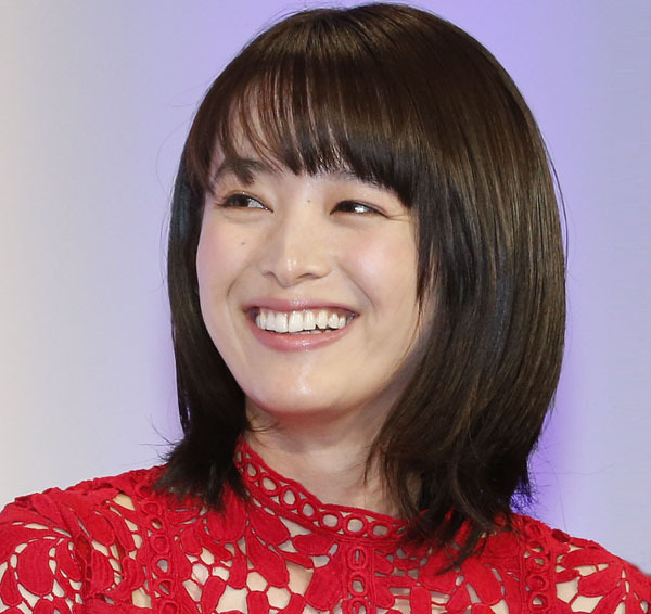 清野菜名＆坂口健太郎「ハンオシ」低空飛行続く…視聴者が“集中できない”2つの理由(日刊ゲンダイDIGITAL)