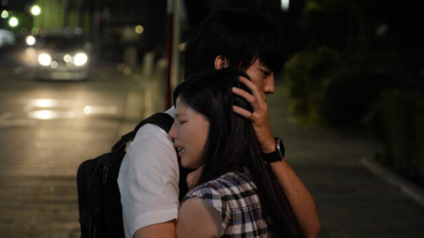 令和版「東京ラブストーリー」“さとみ”石井杏奈の電話トラップ発動に反響　「『愛されたい』のクロスカウンターでみんなボコボコ」(エンタメOVO)