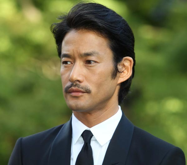 竹野内豊いきなり研音退所の背景に「代表作を…」という強い意気込み(日刊ゲンダイDIGITAL)