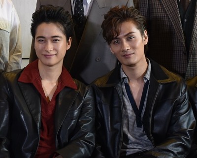 戸塚祥太×加藤和樹が“5人目のビートルズ”×ジョン・レノンの友情を描く、舞台『BACKBEAT』（エキサイトミュージック）