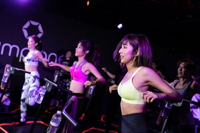 バチェラー出演美女3人が暗闇トランポリンを体験　モテ女子ボディメイクプログラムでくびれウエスト＆美脚をゲット（デビュー）