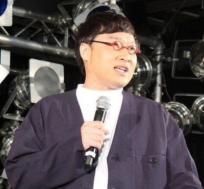 純烈・酒井、山ちゃんを衝撃キス写真で祝福　ファン「眠気吹き飛ぶ」（J-CASTニュース）