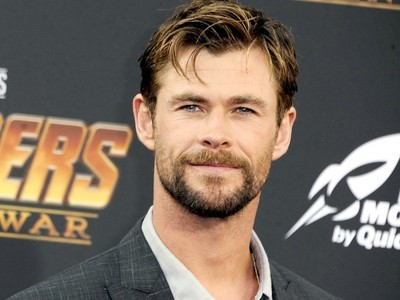 クリス・ヘムズワース、1年間の俳優休業宣言「子どもたちと過ごしたい」（クランクイン！）