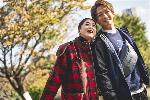 みちょぱ、恋人・大倉士門とのラブラブムービーに大反響 “公開イチャイチャ”に「本当お似合い」「夫婦にしか見えない」(ねとらぼ)