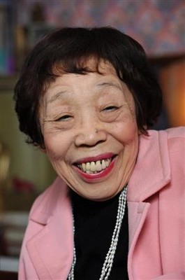 芥川賞作家の田辺聖子さん死去、９１歳　文化勲章受章（産経新聞）