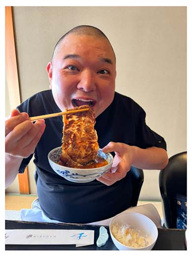 「最後の2人旅」 内山信二、2度目の結婚記念日に家族旅行 妊娠中の妻・琴さんも「この人の奥さんでよかった」(ねとらぼ)