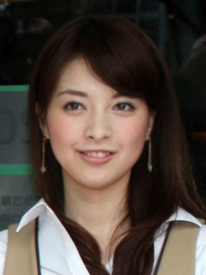 鷲尾春果が第3子次男出産「未知なる３人育児…家族一丸で」夫の日テレ辻岡義堂アナも生報告（スポニチアネックス）