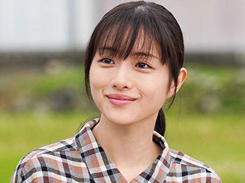 「眼鏡が似合うと思う女優」ランキングNo.1が決定! 3位は「石原さとみ」さん(ねとらぼ)