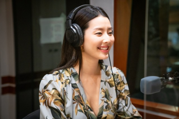 すみれ、結婚&妊娠を発表!「パパはちょっとさみしそうな顔をしてた(笑)」(TOKYO FM+)